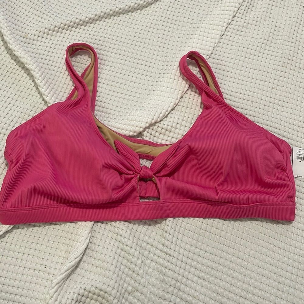 NWT- Old Navy- 4X. Ribbed Cut Out Tie Bikini Swim Top